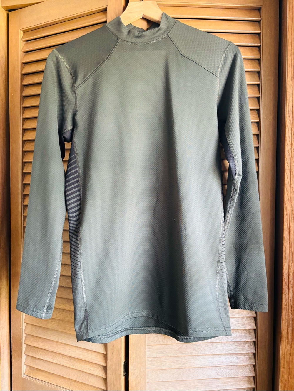 Under Armour Top